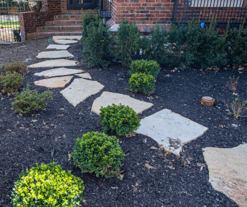 Winter Landscape Tips: Mulching - Heinen Landscape Kansas City